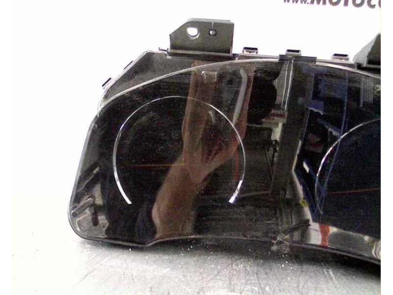 Recambio de cuadro instrumentos para toyota avensis (t27) 2.0 d-4d cat referencia OEM IAM 8390005K20 MB2574406795 6879