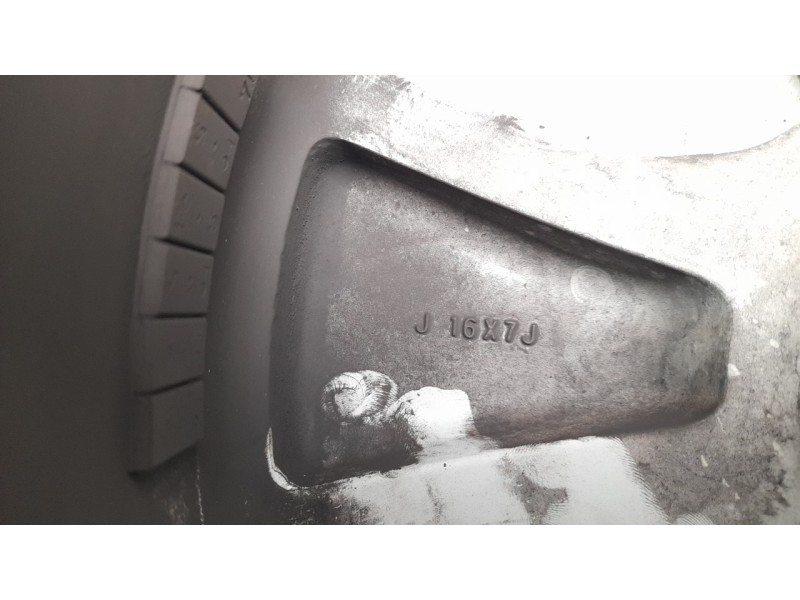 Recambio de llanta para lexus xe2 is300h referencia OEM IAM 4261153410  