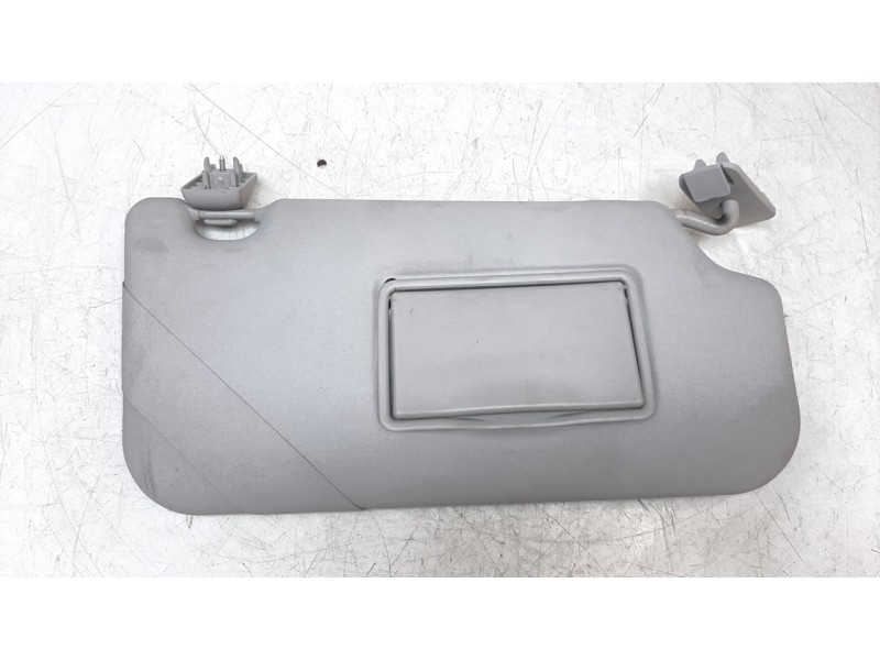 Recambio de parasol derecho para ford fiesta (cb1) ghia referencia OEM IAM 1702309  