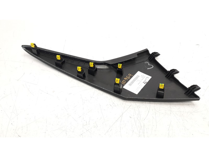 Recambio de moldura para opel grandland x 1.2 referencia OEM IAM YP00054877  