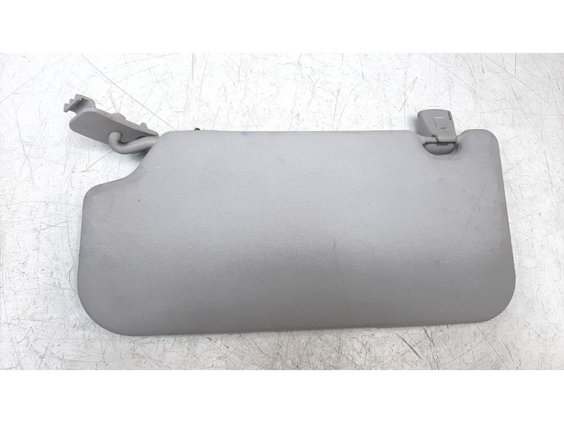 Recambio de parasol derecho para ford fiesta (cb1) ghia referencia OEM IAM 1702309  