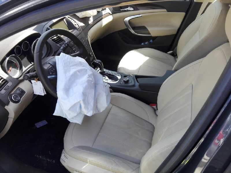 opel insignia berlina del año 2009