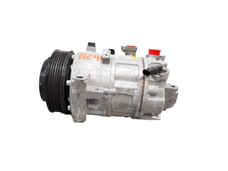 Recambio de compresor aire acondicionado para mazda 3 berlina (bp) referencia OEM IAM BDNF61450  