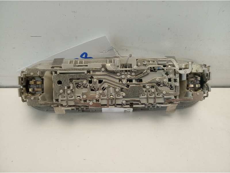 Recambio de luz interior para audi a4 ber. (b8) e referencia OEM IAM 8T0947111AT64  