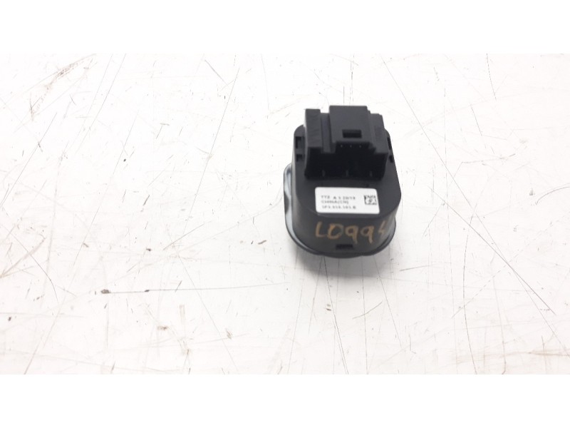 Recambio de mando retrovisor para seat leon (5f1) 1.6 tdi referencia OEM IAM 5F0959565E  