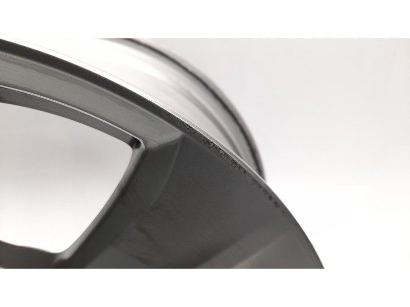 Recambio de llanta para lexus xe2 is300h referencia OEM IAM 4261153410  