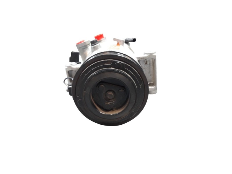 Recambio de compresor aire acondicionado para mazda 3 berlina (bp) referencia OEM IAM BDNF61450  