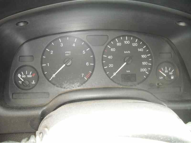 opel astra g berlina del año 1998