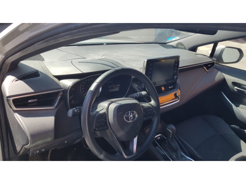 toyota corolla (e21) del año 2019