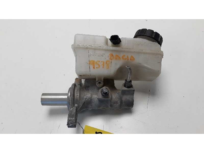 Recambio de bomba freno para dacia duster laureate 4x2 referencia OEM IAM   