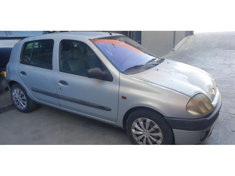 renault clio ii fase i (b/cbo) del año 2001