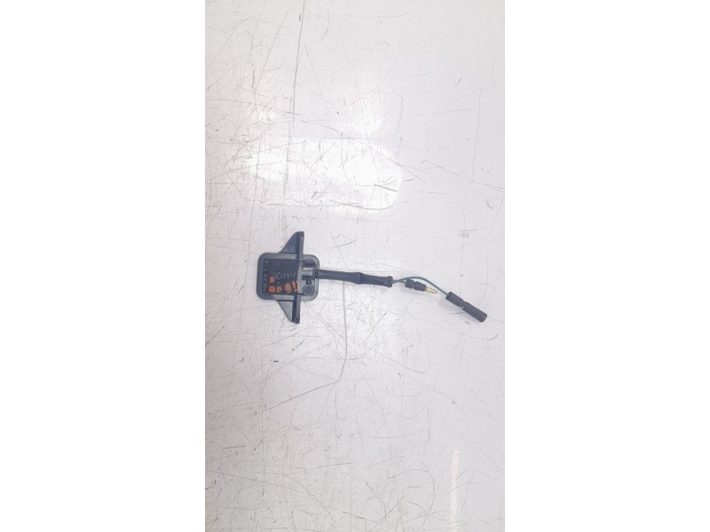 Recambio de piloto matricula para honda cb125 r referencia OEM IAM 33720K94T01  