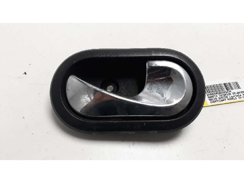Recambio de maneta interior delantera derecha para dacia duster laureate 4x2 referencia OEM IAM 8200733847  