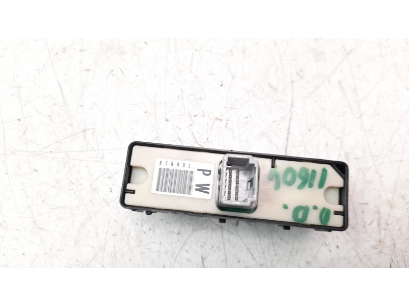 Recambio de mando elevalunas delantero derecho para lexus xe2 is300h referencia OEM IAM 8481030180  