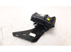 Recambio de rejilla aireadora para renault kadjar 1.5 dci diesel fap energy referencia OEM IAM 687614284R   2