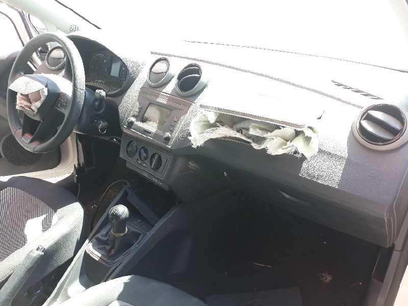 seat ibiza (6p1) del año 2015