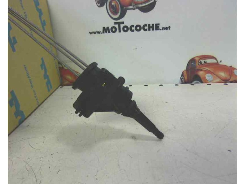 Recambio de retrovisor derecho para renault scenic (ja..) referencia OEM IAM 7700415436 1051934011 RN0317123