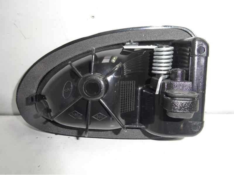 Recambio de maneta interior delantera izquierda para renault clio ii fase i (b/cbo) referencia OEM IAM 7700426046 125003 