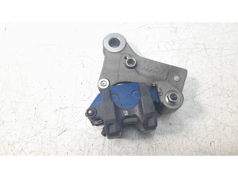 Recambio de pinza de freno trasera derecha para honda cb125 r referencia OEM IAM 43150K94T11  