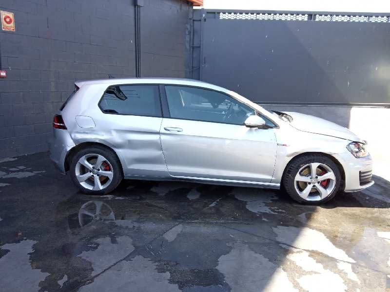 volkswagen golf vii lim. del año 2014