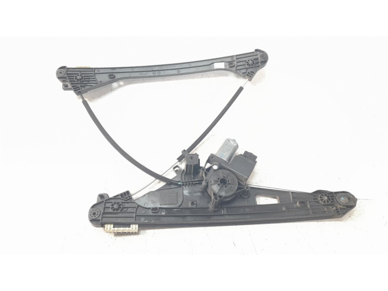 Recambio de elevalunas delantero derecho para peugeot 5008 1.6 blue-hdi fap referencia OEM IAM 9840196880  