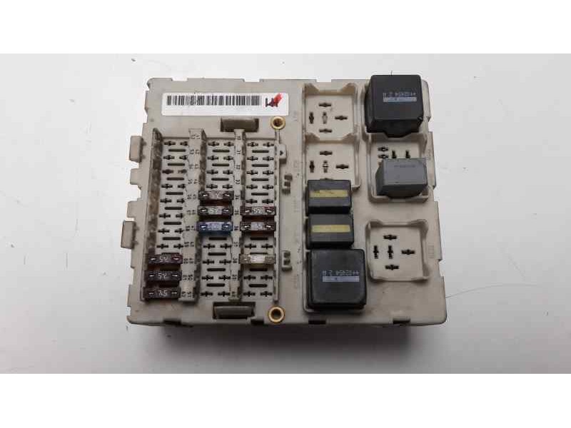 Recambio de caja reles / fusibles para ford focus berlina (cak) ambiente referencia OEM IAM CAJARELES/FUSIBLES  136/M
