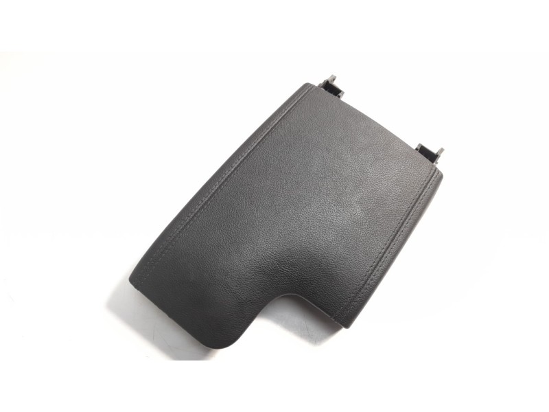 Recambio de apoyabrazos central para opel insignia berlina selective referencia OEM IAM 13269990  