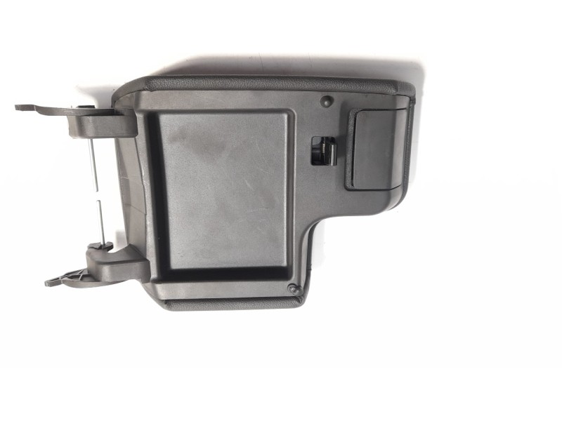 Recambio de apoyabrazos central para opel insignia berlina selective referencia OEM IAM 13269990  