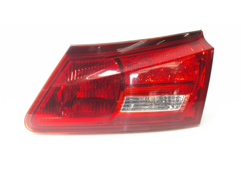 Recambio de piloto trasero derecho interior para lexus is200 (ds2/is2) 2.2 d-4d cat referencia OEM IAM 8158153071  