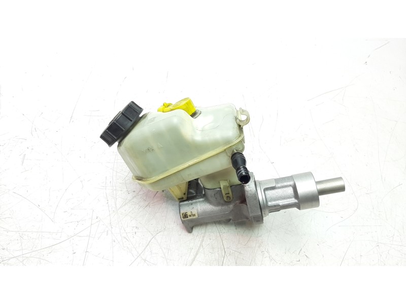 Recambio de bomba freno para opel insignia berlina selective referencia OEM IAM 84102409  