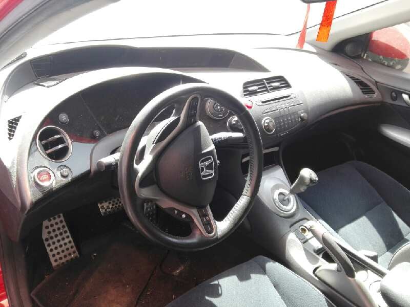 honda civic berlina 5 (fk) del año 2008