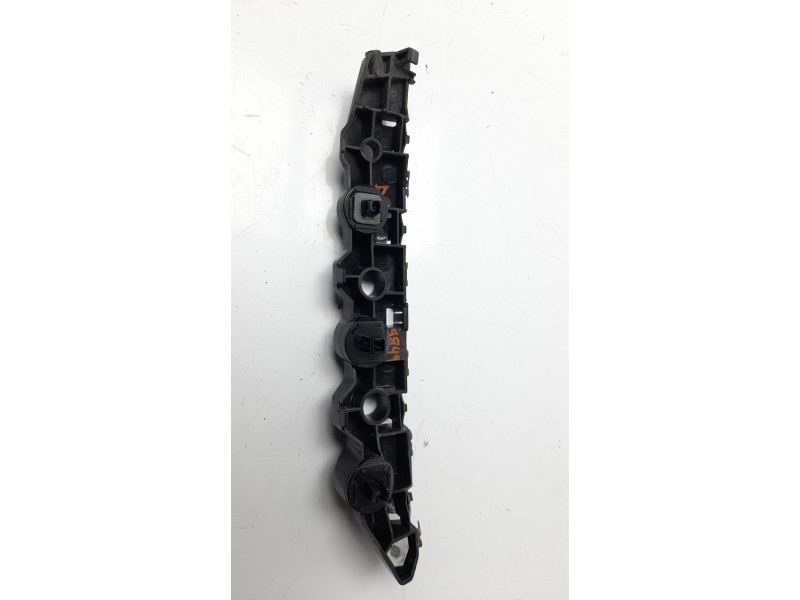 Recambio de molduras delanteras para nissan pulsar (c13) acenta referencia OEM IAM 852263ZL0A  