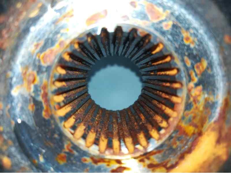 Recambio de mangueta delantera izquierda para toyota lexus ct 200h referencia OEM IAM   