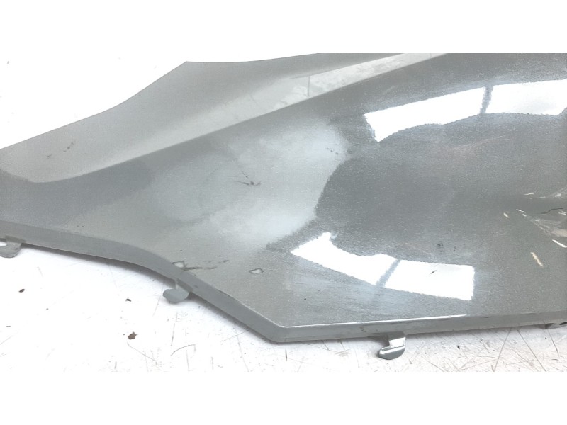 Recambio de moldura para honda pcx 125 pcx 125 referencia OEM IAM 83650K1YJ50ZB  