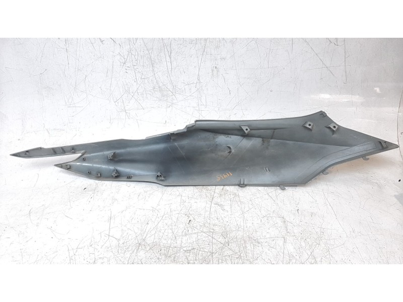 Recambio de moldura para honda pcx 125 pcx 125 referencia OEM IAM 83650K1YJ50ZB  