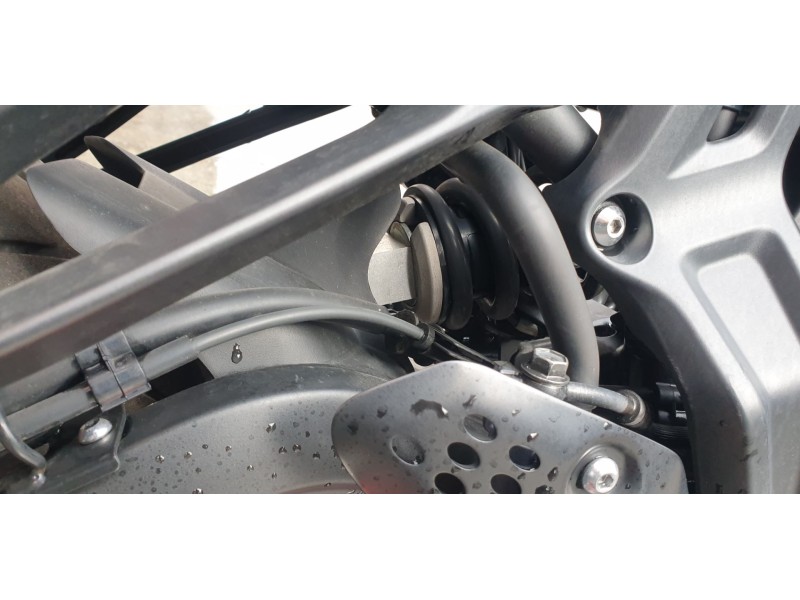 Recambio de amortiguador trasero para yamaha mt -07 referencia OEM IAM BAT2221000  