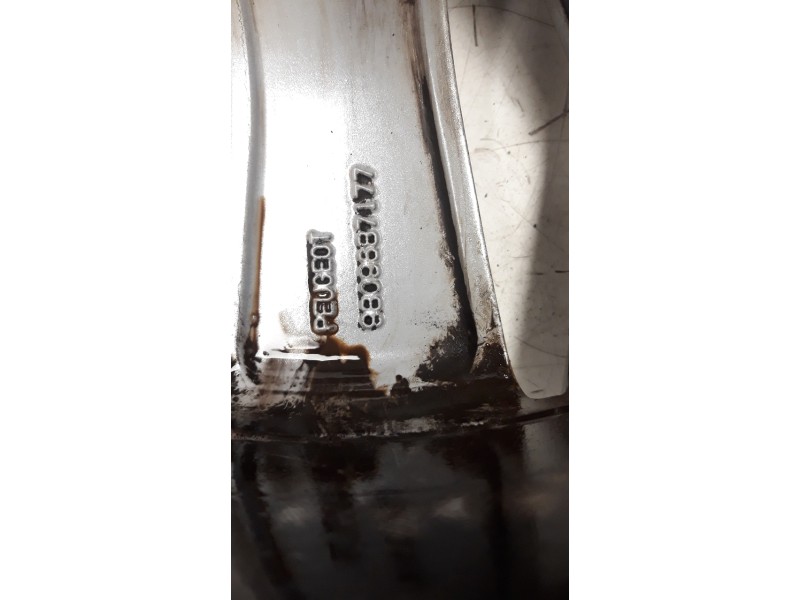 Recambio de llanta para peugeot 5008 1.6 blue-hdi fap referencia OEM IAM 98096871TW 17PULGADAS 