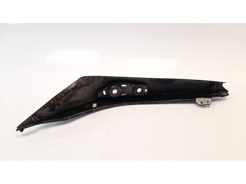 Recambio de molduras traseras para kawasaki er 6 er 6f referencia OEM IAM 3604000  