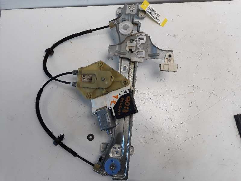 Recambio de elevalunas trasero izquierdo para renault megane iii berlina 5 p emotion referencia OEM IAM 827210003R 106198618 115