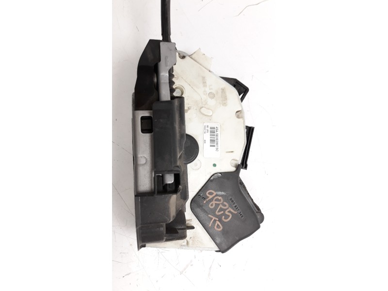 Recambio de cerradura puerta trasera izquierda para volkswagen passat lim. (3g2) advance bmt referencia OEM IAM 5E0839015C  