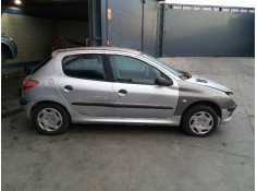 PEUGEOT 206 BERLINA