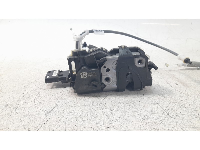 Recambio de cerradura puerta trasera izquierda para peugeot 208 (p2) allure pack referencia OEM IAM 9844413080  