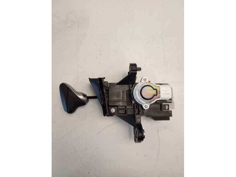 Recambio de palanca cambio para toyota lexus ct 200h referencia OEM IAM 89451-47060  