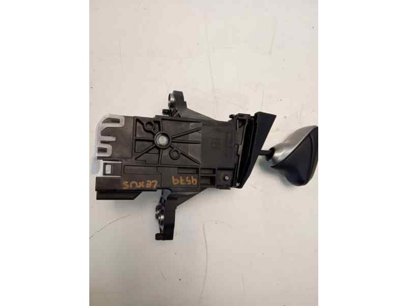 Recambio de palanca cambio para toyota lexus ct 200h referencia OEM IAM 89451-47060  
