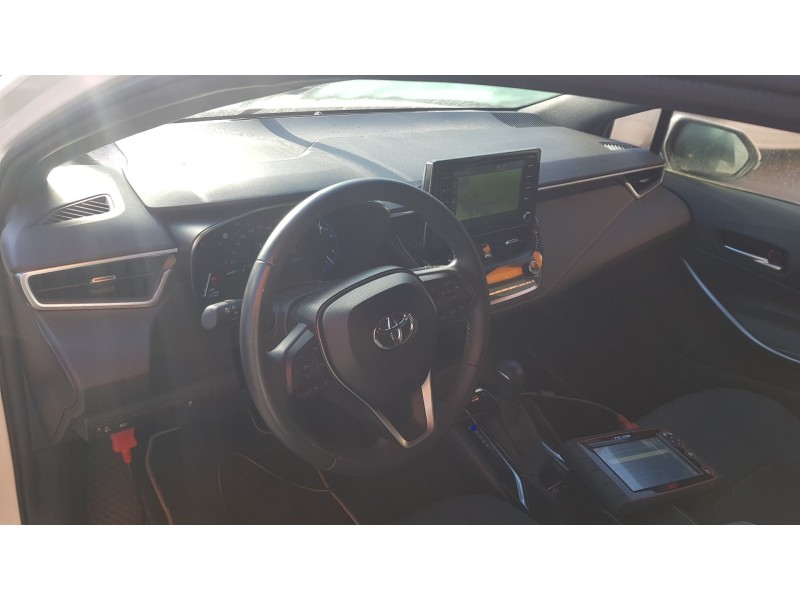 toyota corolla (e21) del año 2021