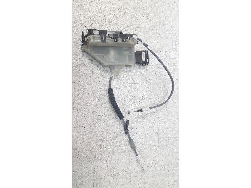 Recambio de cerradura puerta trasera izquierda para peugeot 208 (p2) allure pack referencia OEM IAM 9844413080  
