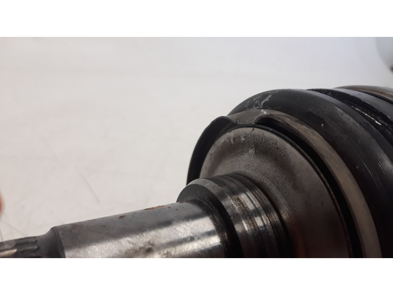 Recambio de transmision trasera derecha para lexus is200 (ds2/is2) 2.2 d-4d cat referencia OEM IAM 4233030160  