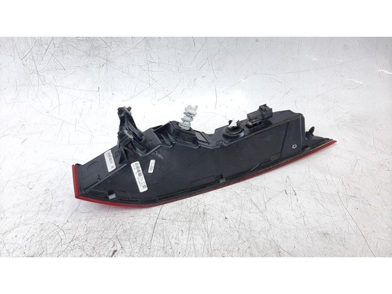 Recambio de piloto trasero izquierdo para jaguar f-pace 300 sport awd referencia OEM IAM HK8313405  