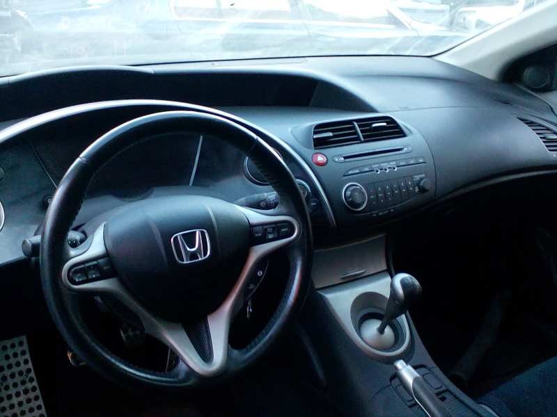 honda civic berlina 5 (fk) del año 2007