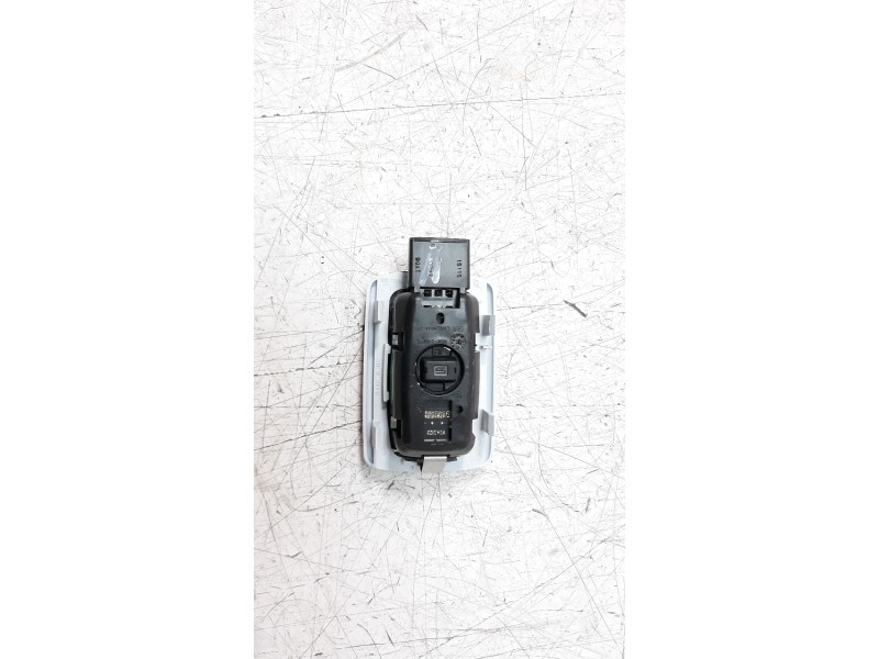 Recambio de luz interior para peugeot 508 sw 1.6 e-hdi fap referencia OEM IAM 172001532  